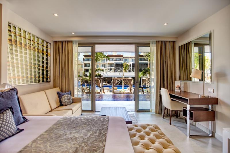 Hideaway At Royalton Riviera Cancun, An Autograph Collection All- Inclusive Resort - Adults Only Puerto Morelos Exterior foto